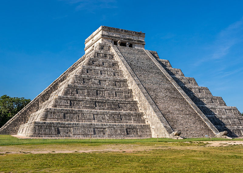 Piramide El Castillo Chichen Itza