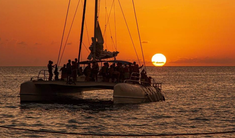 Sailing in the Caribbean Sea