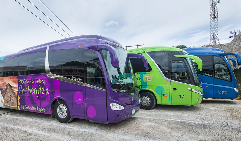 Autobuses de lujo en el tour Chichen Itza Sky