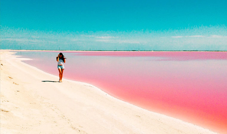 A walk at the beach at Las Coloradas