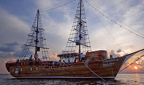 Cena romantica a bordo del barco Columbus