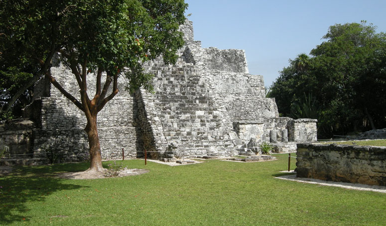 El Meco Ruins at north of Cancun Puerto Juarez