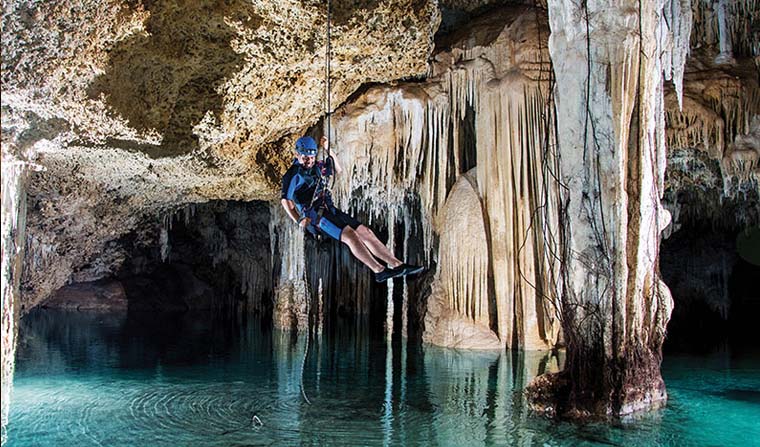 Rio Secreto Rappel