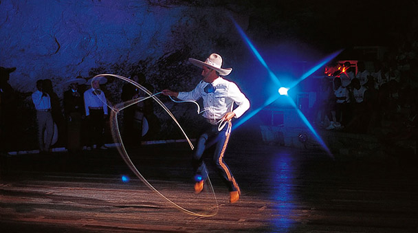 Mexican folklore in Xcaret at night